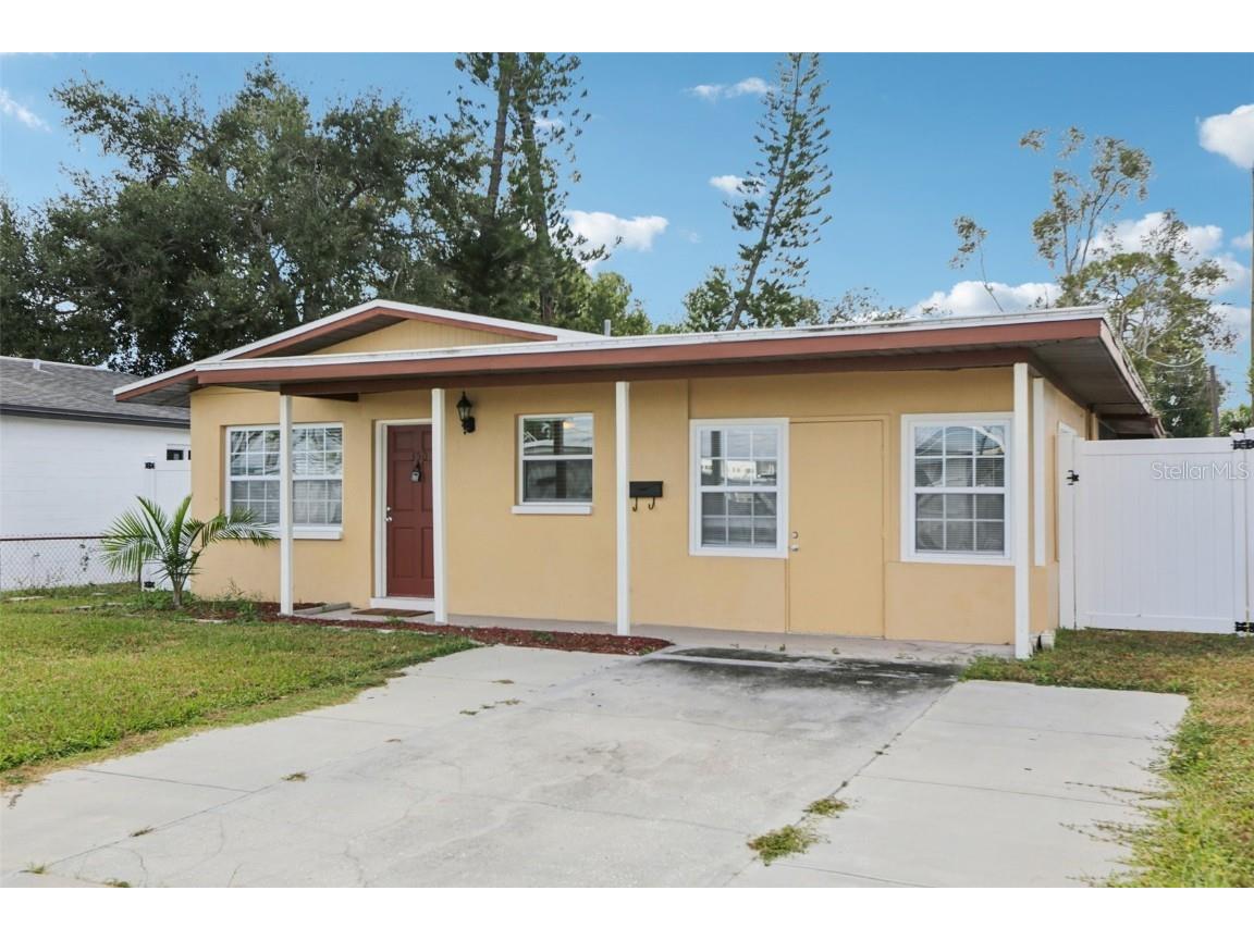 350 51st Avenue N Saint Petersburg FL 33703 TB8442869 image13
