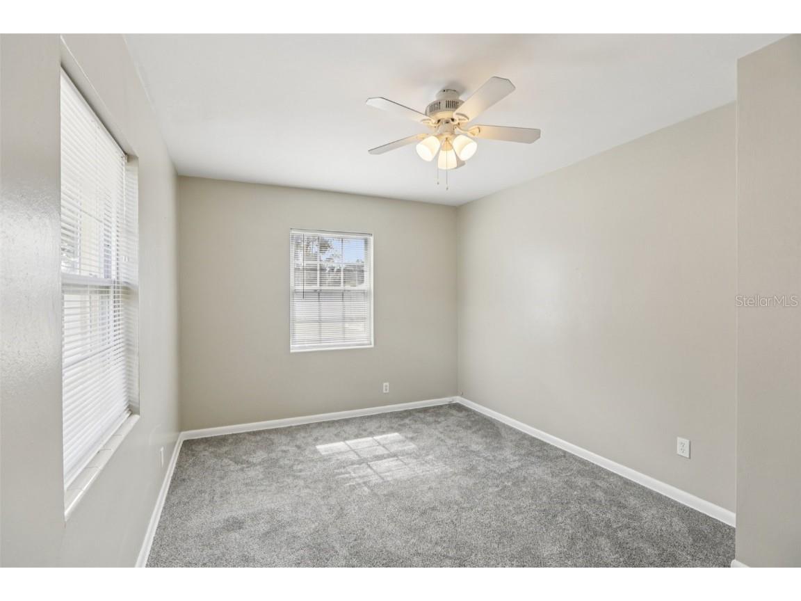 350 51st Avenue N Saint Petersburg FL 33703 TB8442869 image31