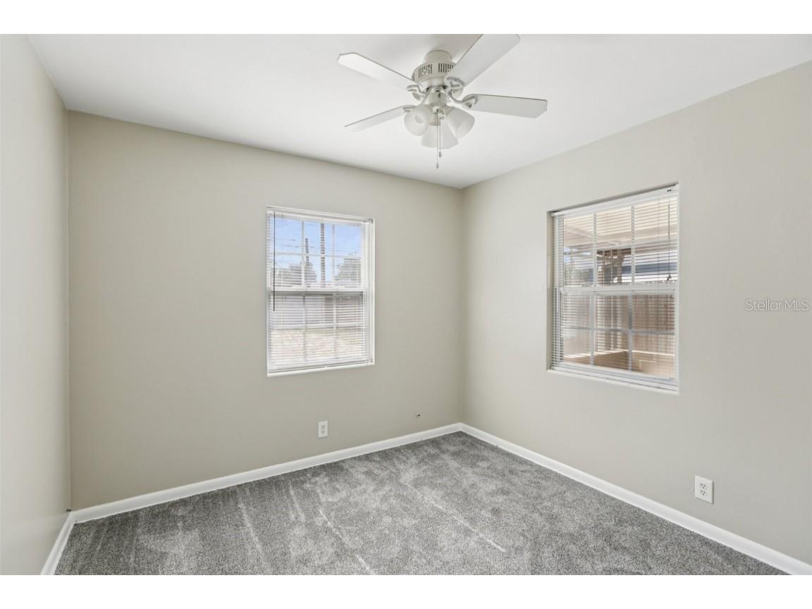 350 51st Avenue N Saint Petersburg FL 33703 TB8442869 image35