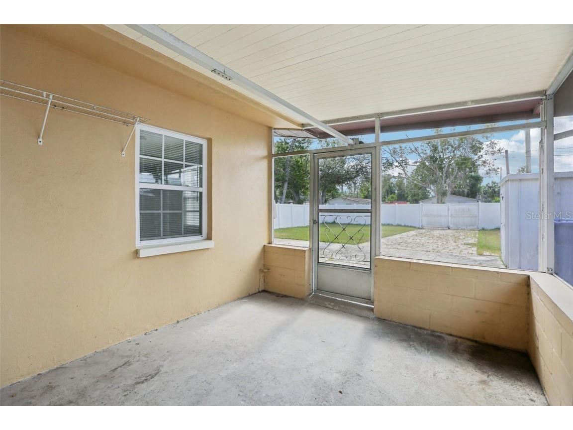 350 51st Avenue N Saint Petersburg FL 33703 TB8442869 image8