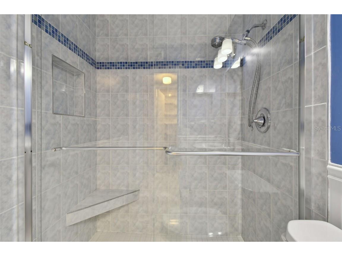 350 79th Avenue N #108 Saint Petersburg FL 33702 TB8437433 image15