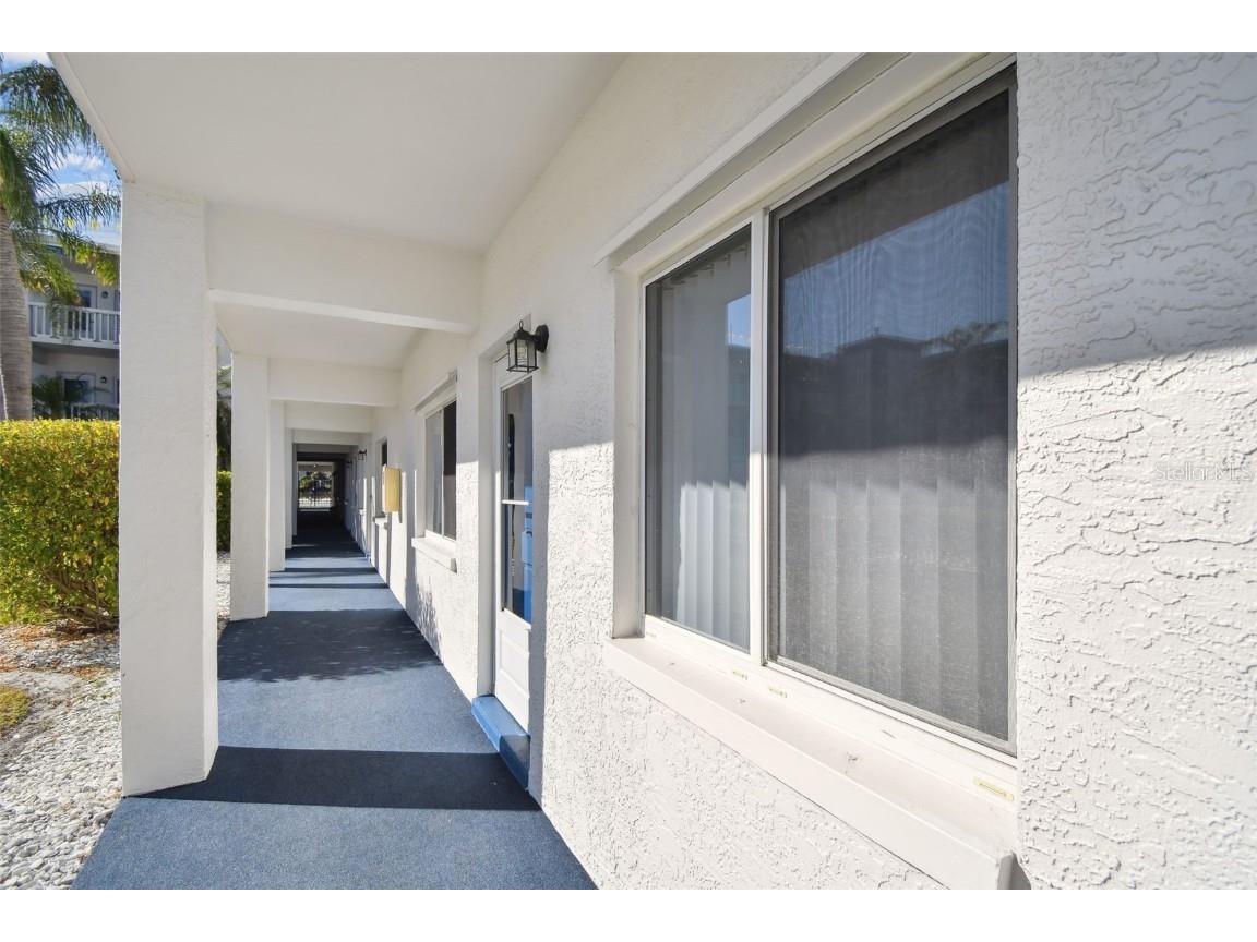 350 79th Avenue N #108 Saint Petersburg FL 33702 TB8437433 image3