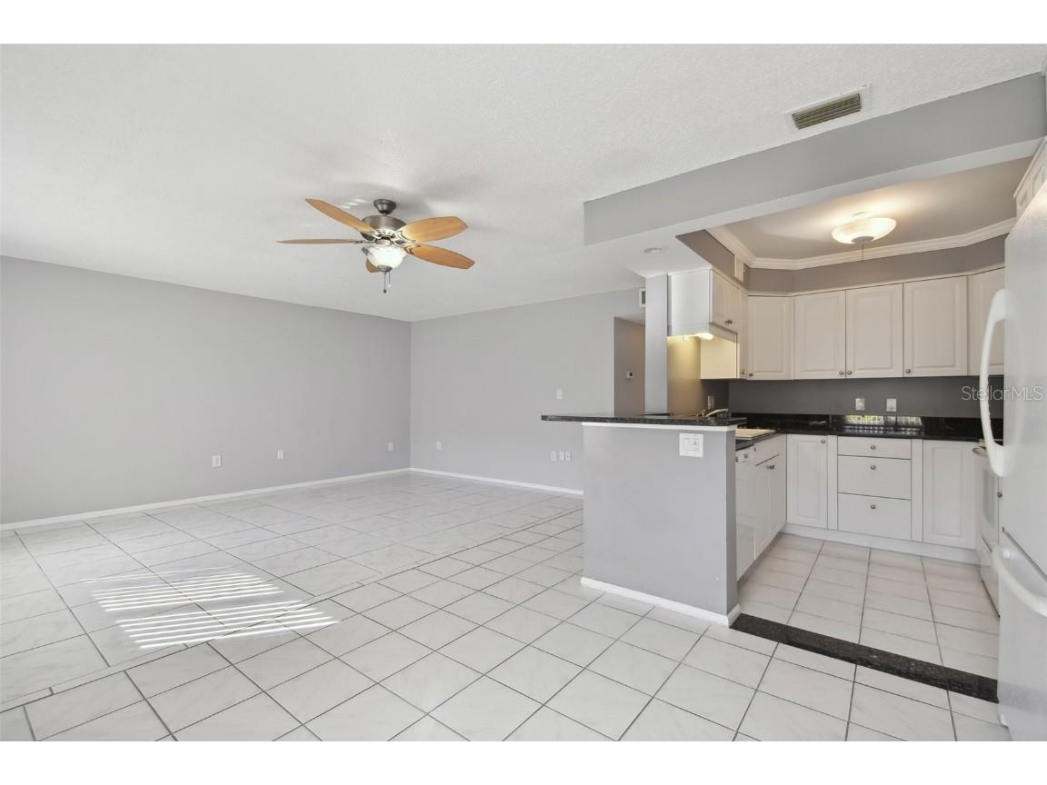 350 79th Avenue N #108 Saint Petersburg FL 33702 TB8437433 image7