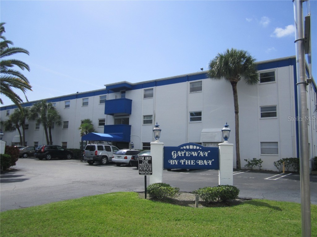 350 79th Avenue N #120 Saint Petersburg FL 33702 U8193888 image1