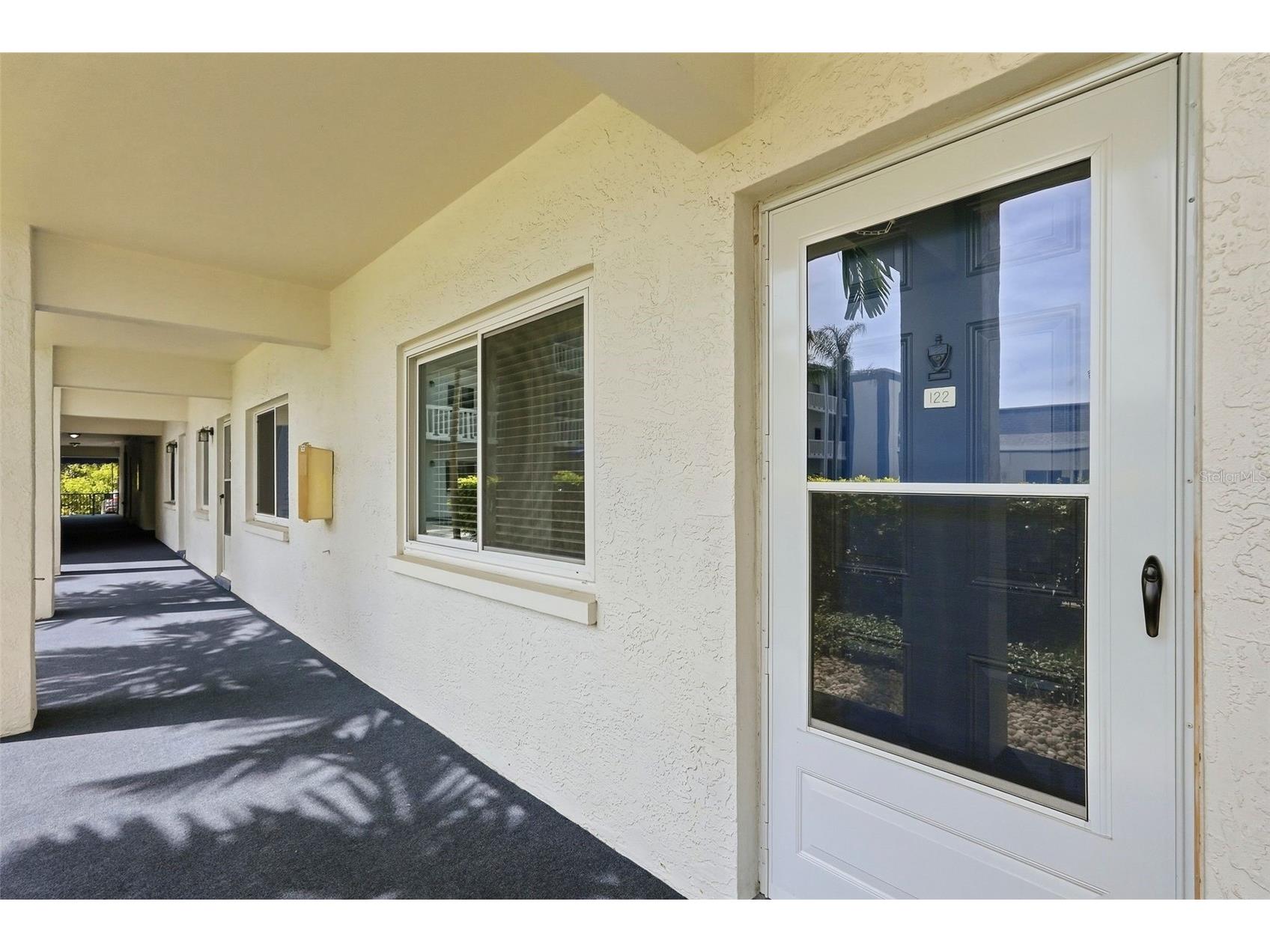 350 79th Avenue N #122 Saint Petersburg FL 33702 TB8495782 image1