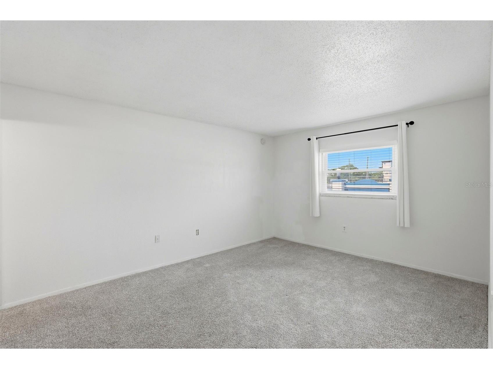 350 79th Avenue N #122 Saint Petersburg FL 33702 TB8495782 image11
