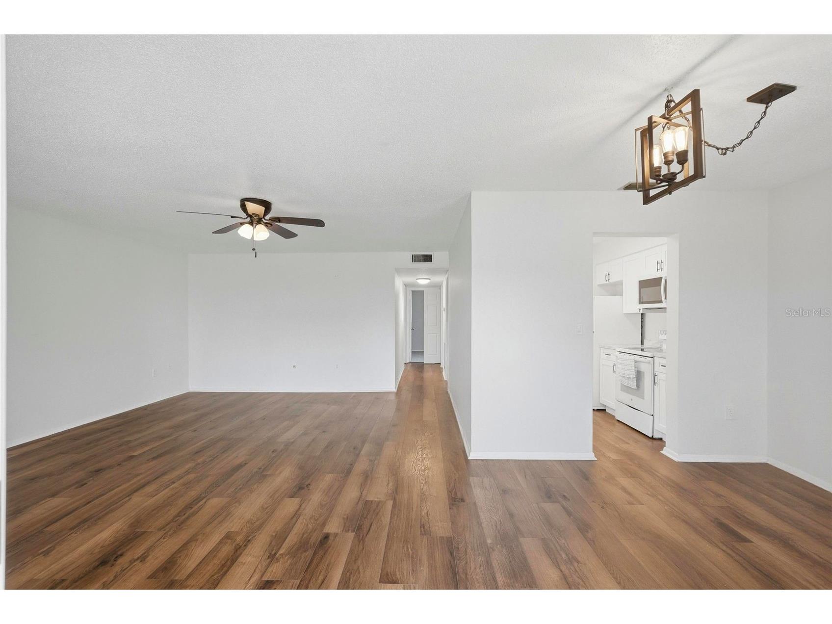350 79th Avenue N #122 Saint Petersburg FL 33702 TB8495782 image3