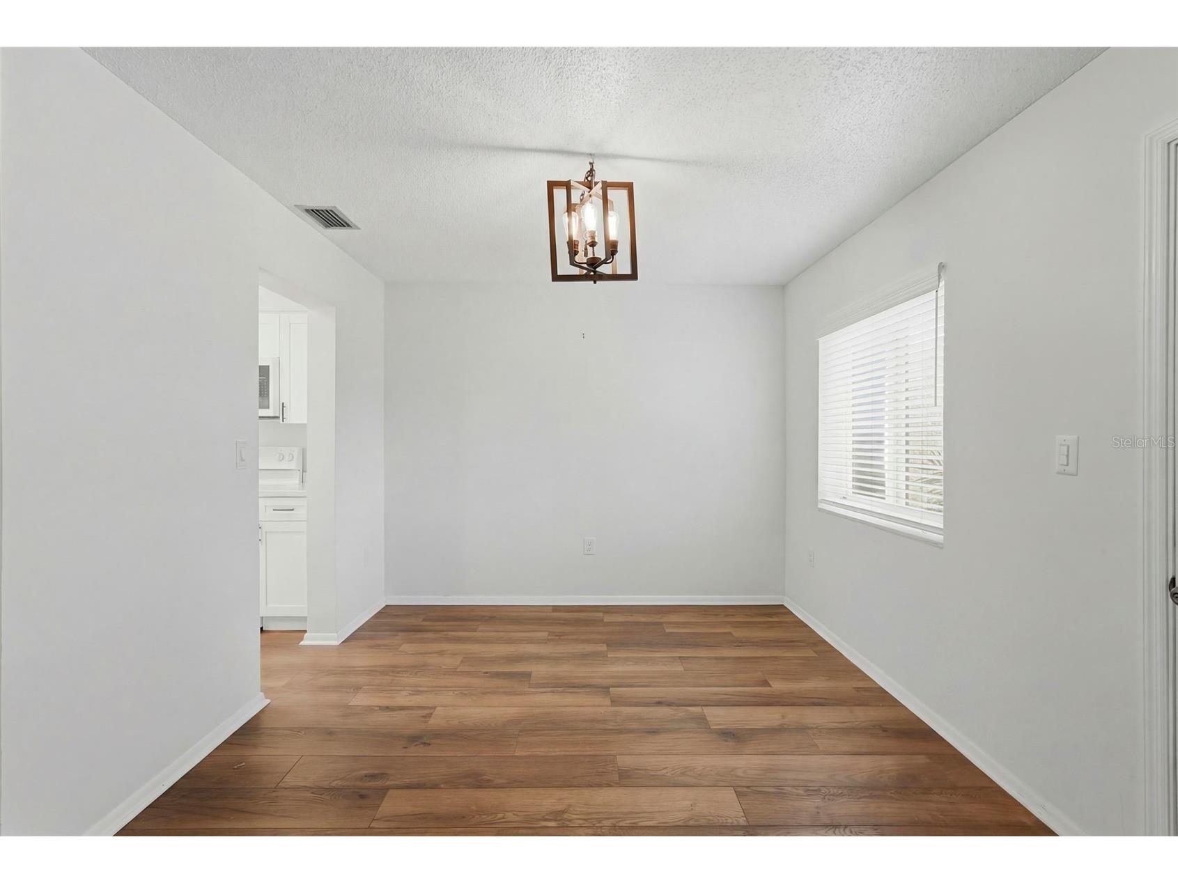 350 79th Avenue N #122 Saint Petersburg FL 33702 TB8495782 image9