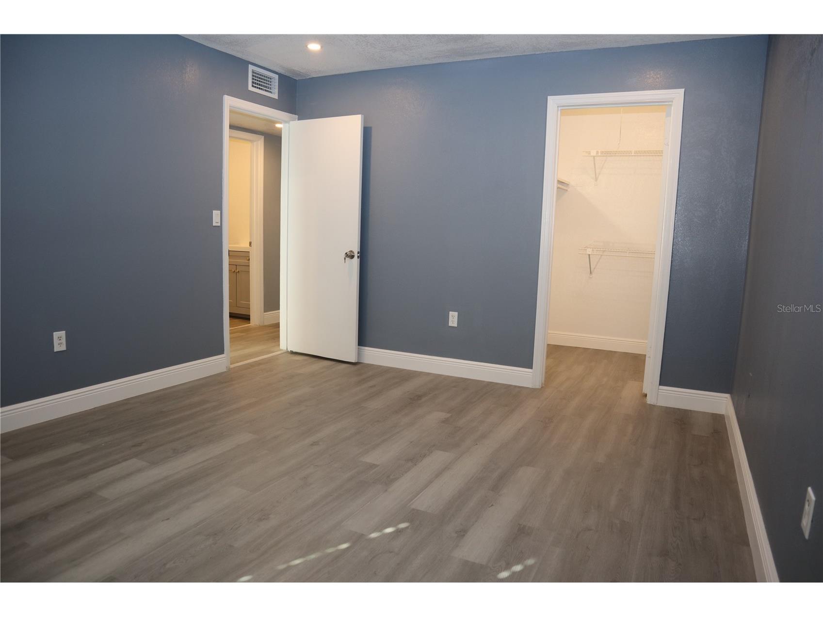 350 79th Avenue N #236 Saint Petersburg FL 33702 TB8420006 image18