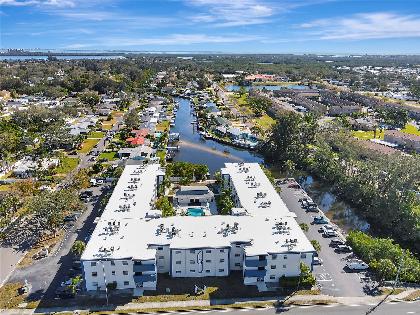 350 79th Avenue N #238 Saint Petersburg FL 33702 TB8475210 image1