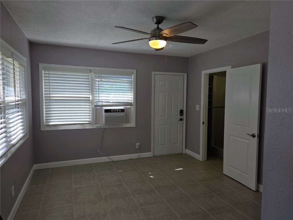 350 80th Avenue #A - LOWER Saint Pete Beach FL 33706 TB8422476 image15