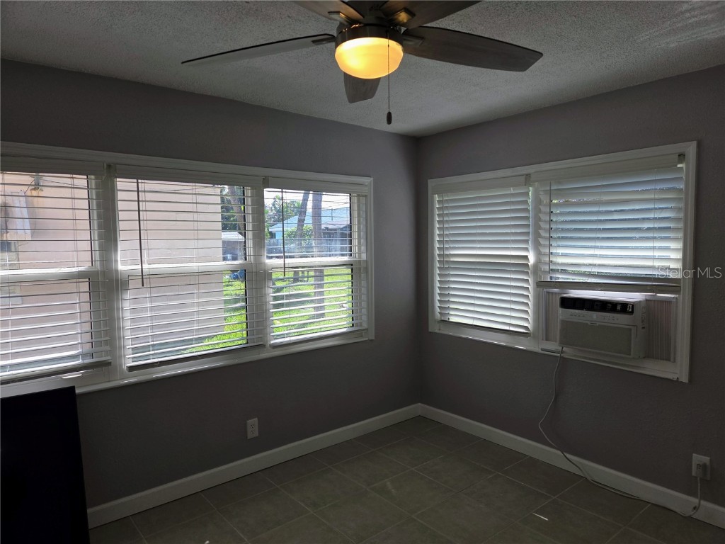 350 80th Avenue #A - LOWER Saint Pete Beach FL 33706 TB8422476 image18