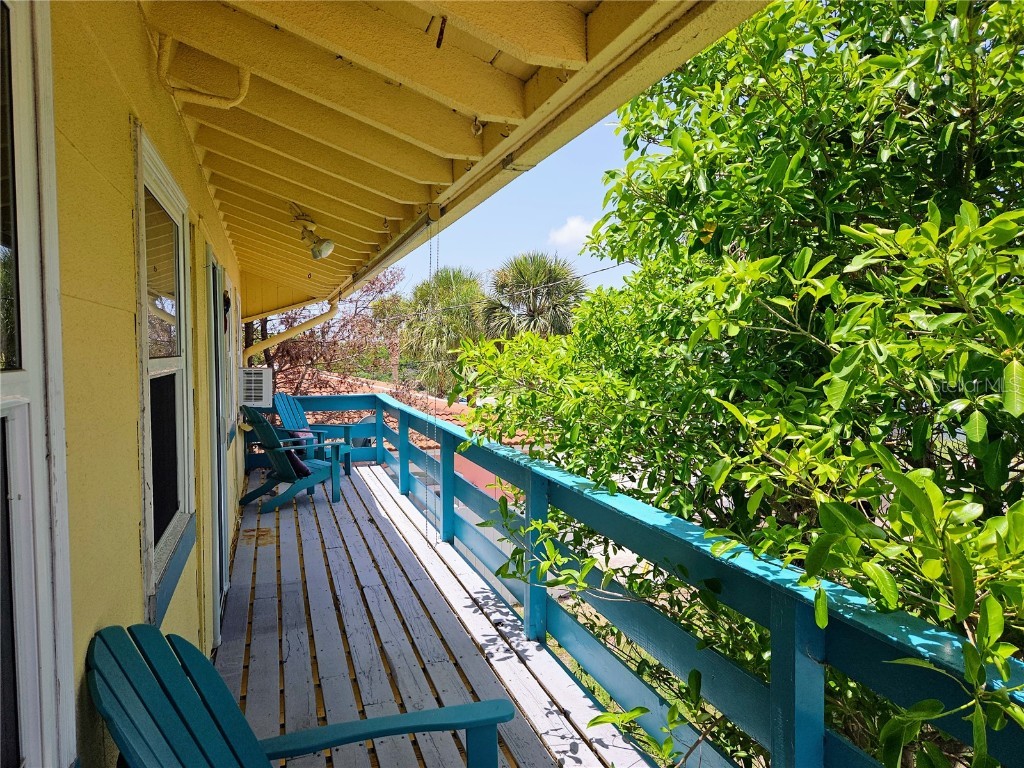 350 80th Avenue #B-UPPER Saint Pete Beach FL 33706 TB8395199 image8