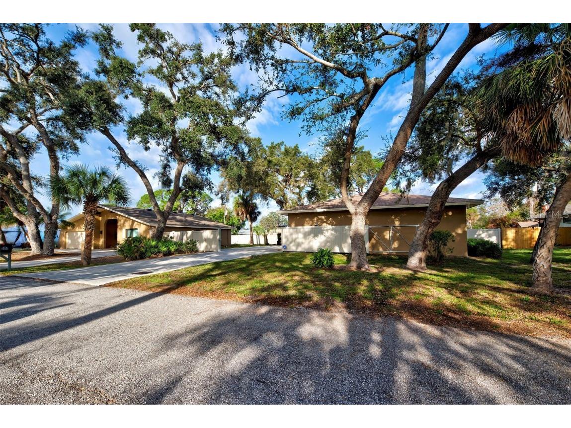 350 Bahama Road Venice FL 34293 N6130220 image1