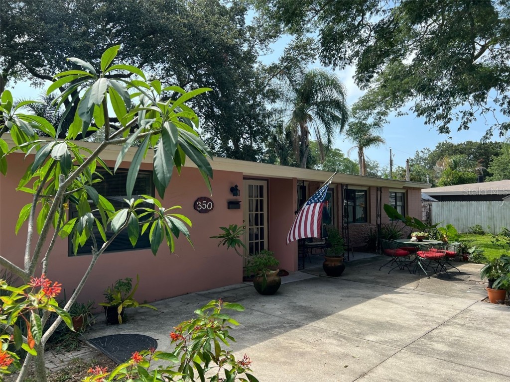 350 Barbara Circle Belleair FL 33756 T3453789 image1