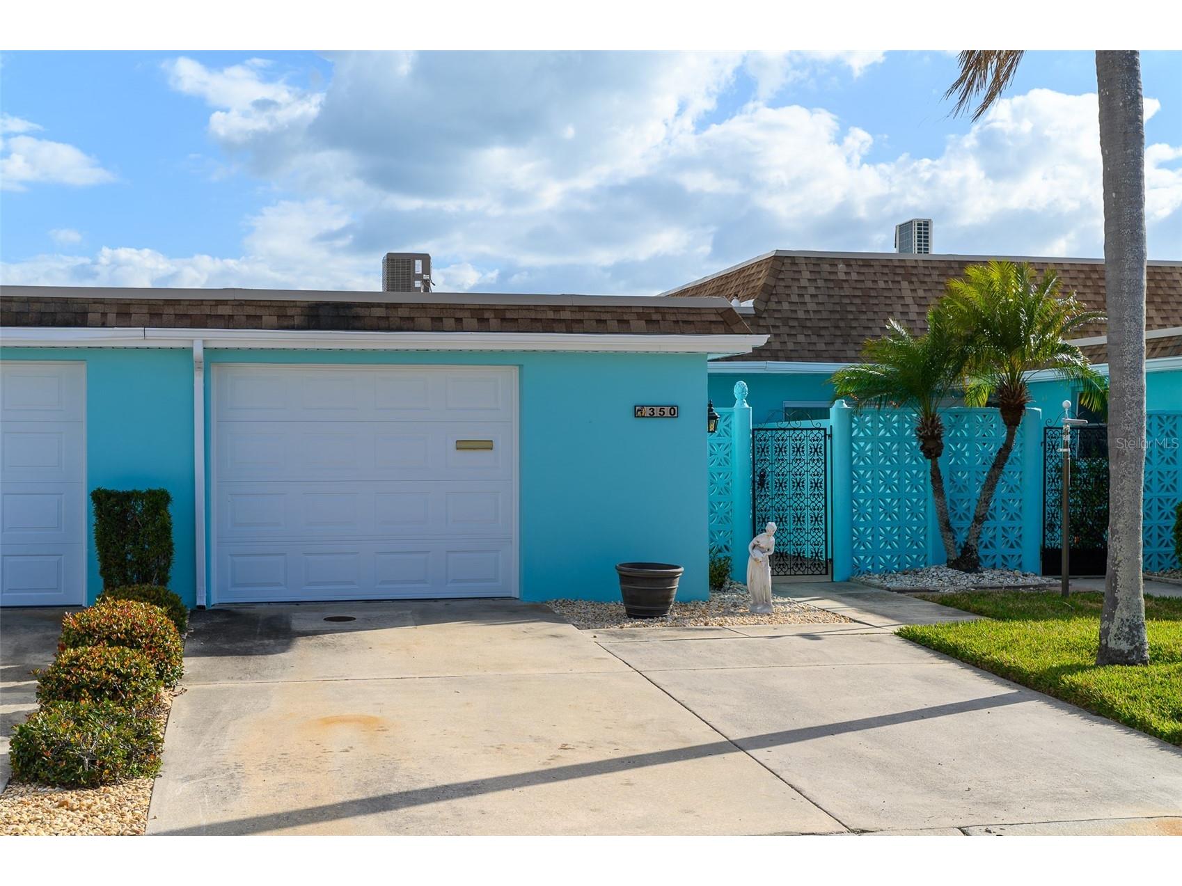350 Boca Ciega Point Blvd Saint Petersburg FL 33708 TB8465112 image1