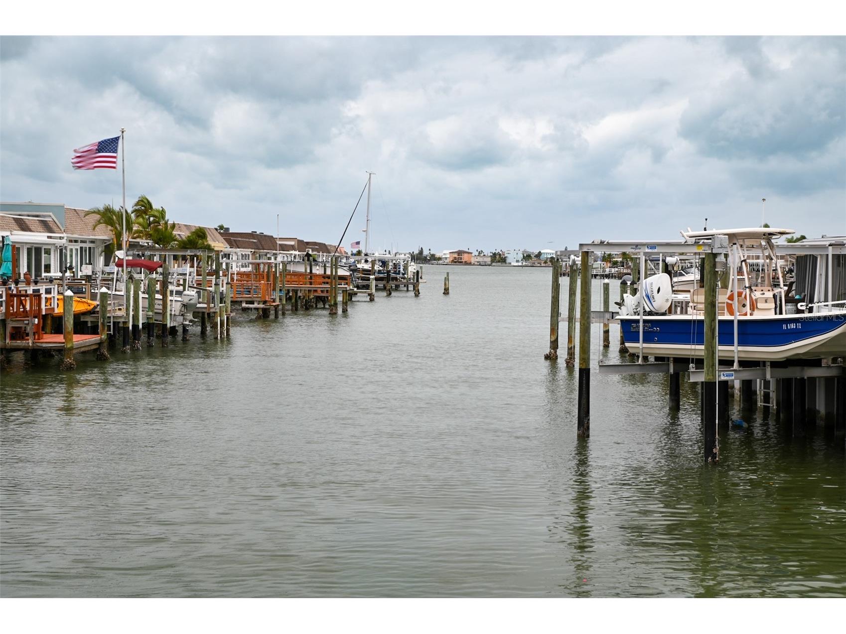350 Boca Ciega Point Blvd Saint Petersburg FL 33708 TB8465112 image23