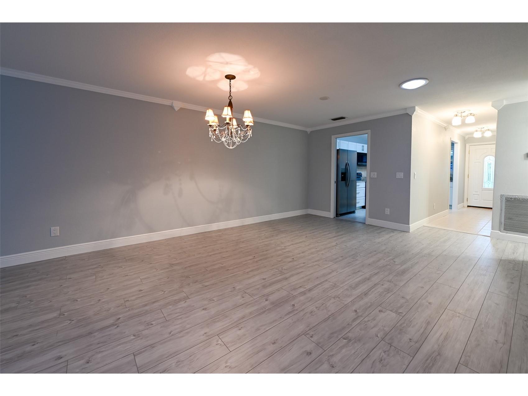 350 Boca Ciega Point Blvd Saint Petersburg FL 33708 TB8465112 image8