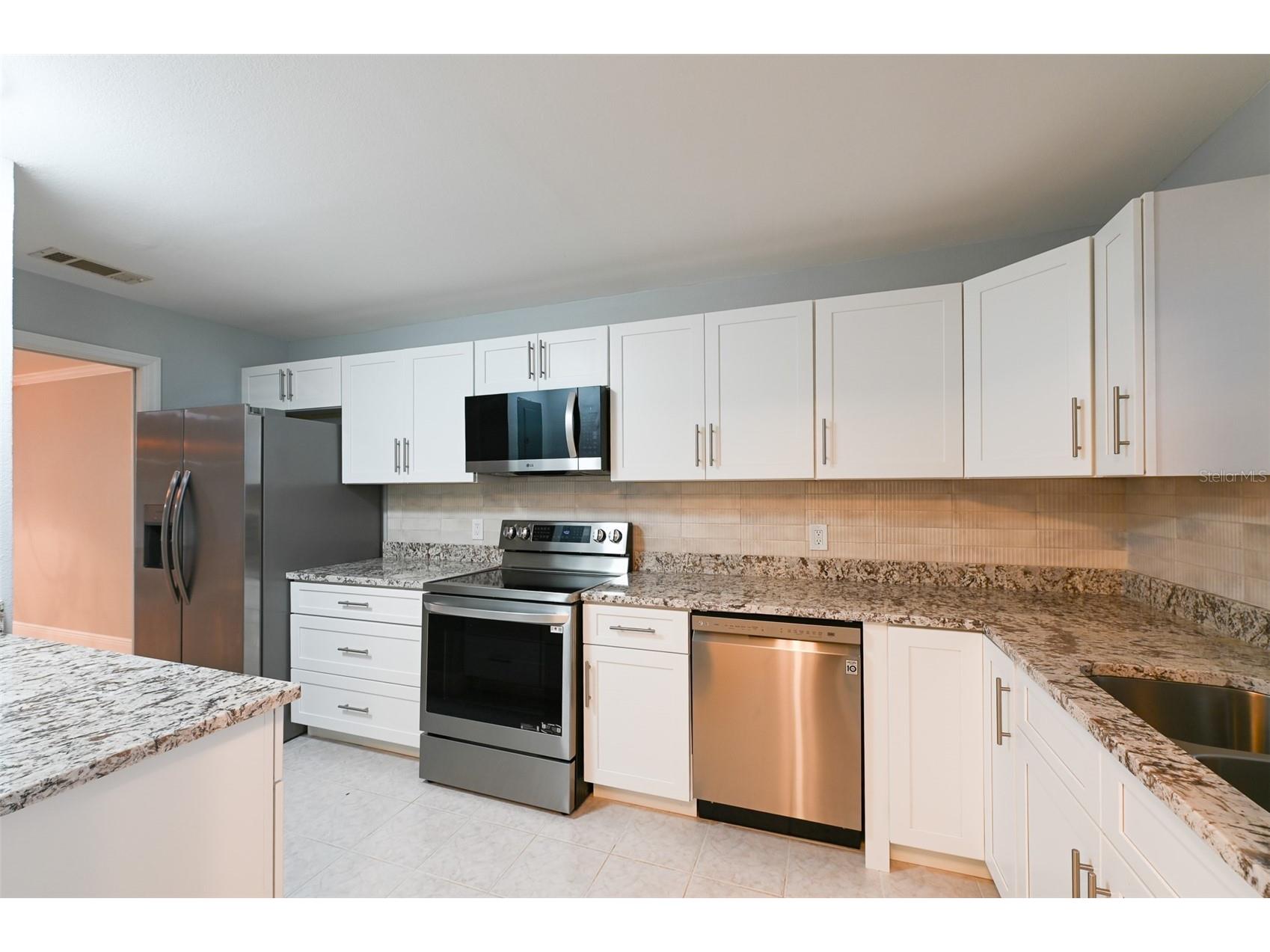 350 Boca Ciega Point Blvd Saint Petersburg FL 33708 TB8465112 image9