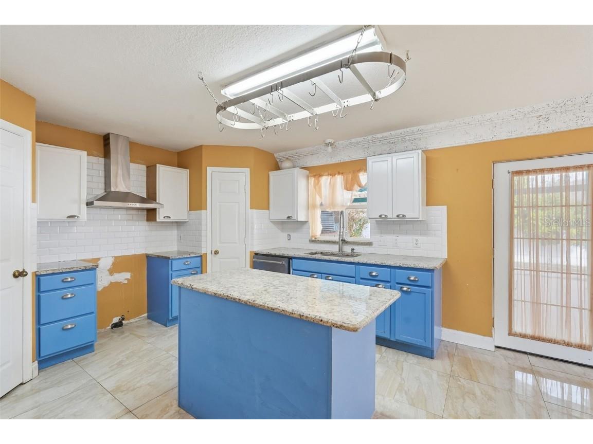 350 Corsica Court Kissimmee FL 34758 TB8454484 image16