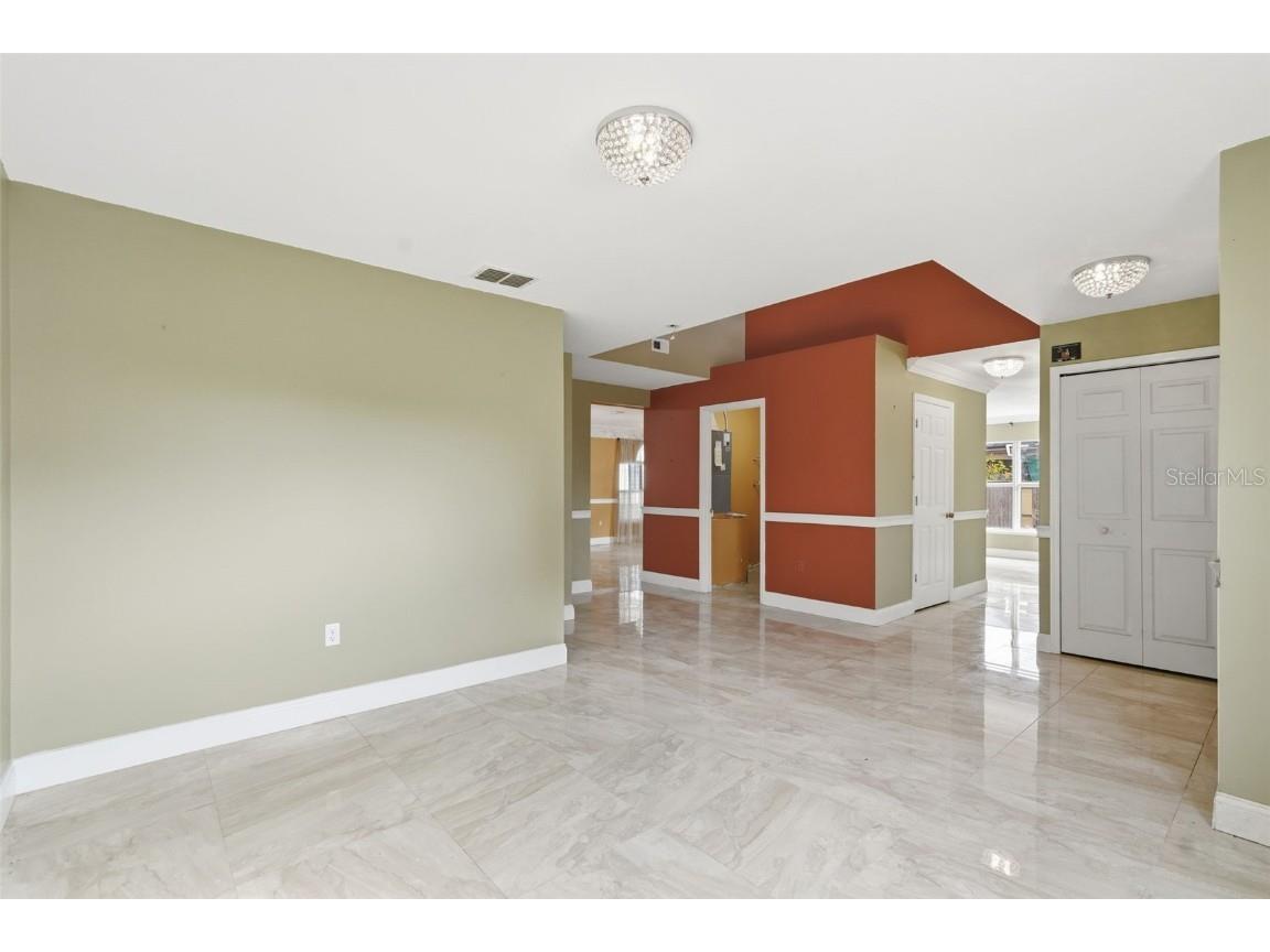 350 Corsica Court Kissimmee FL 34758 TB8454484 image6