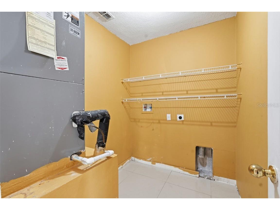 350 Corsica Court Kissimmee FL 34758 TB8454484 image9