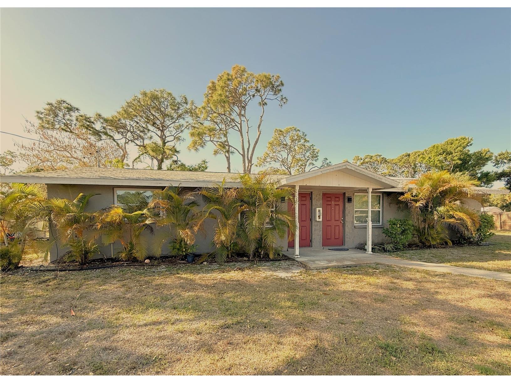 350 Elmstreet Court #6 Englewood FL 34223 A4693744 image10