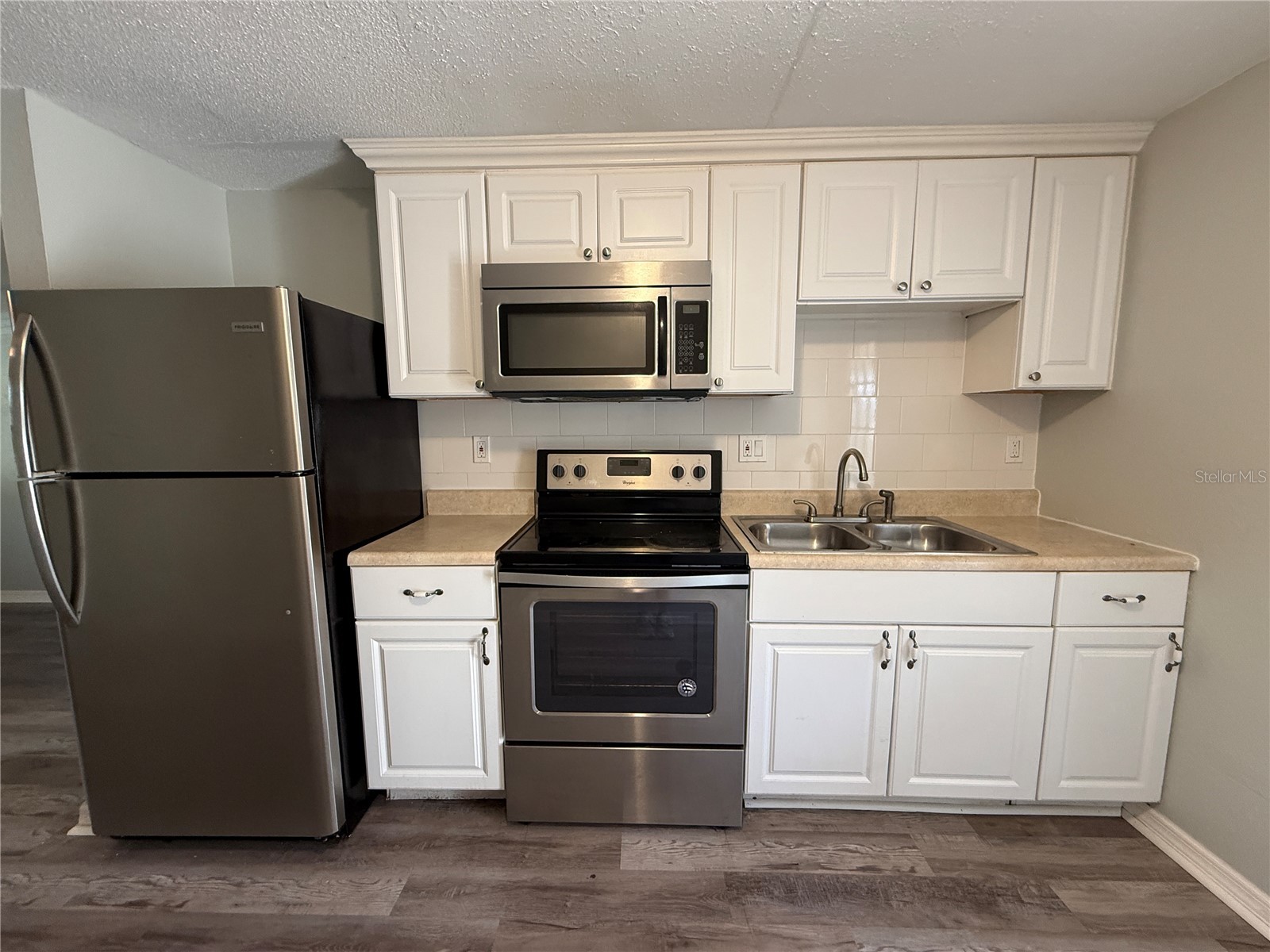350 Elmstreet Court #6 Englewood FL 34223 A4693744 image5