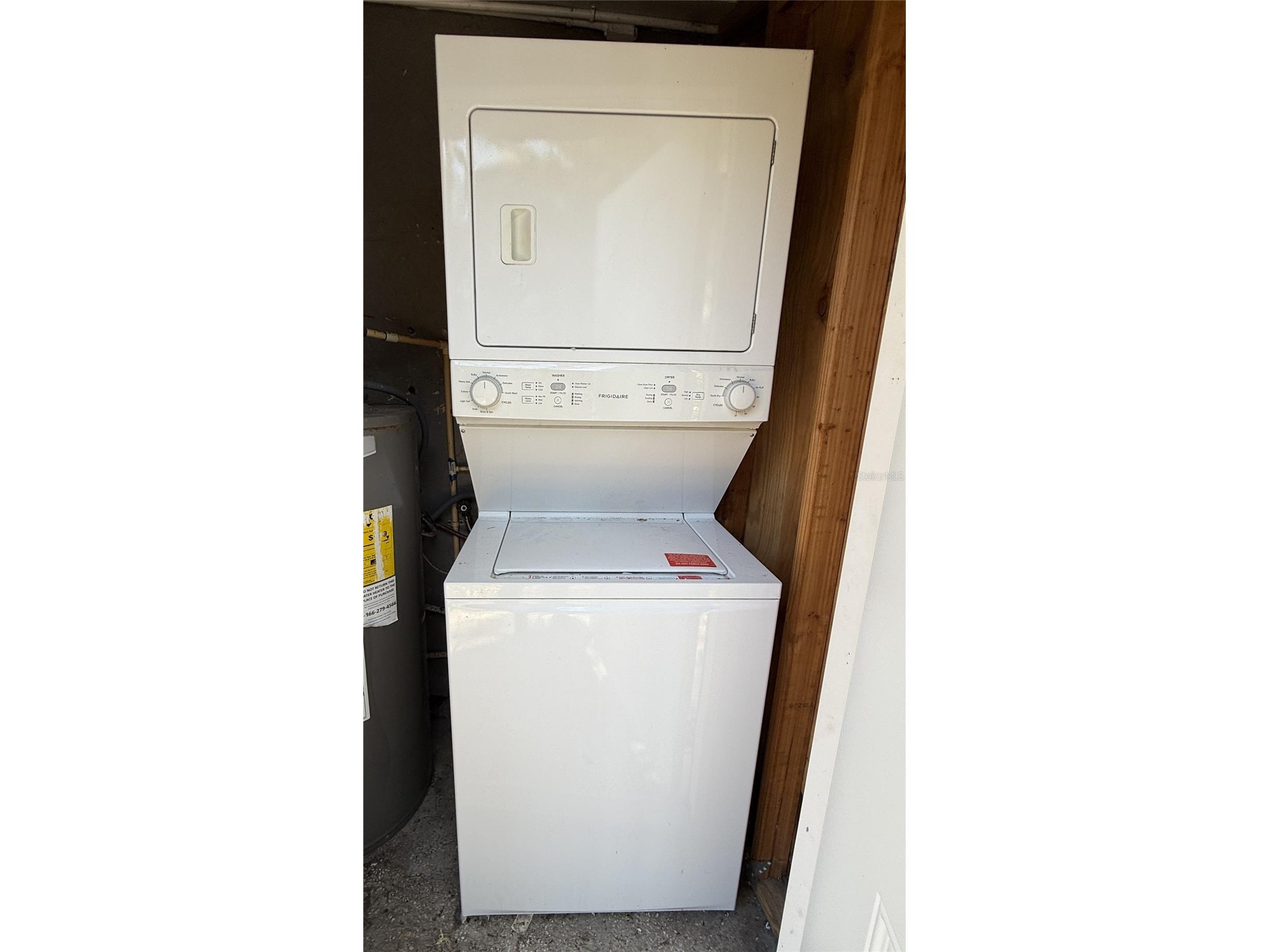350 Elmstreet Court #6 Englewood FL 34223 A4693744 image9