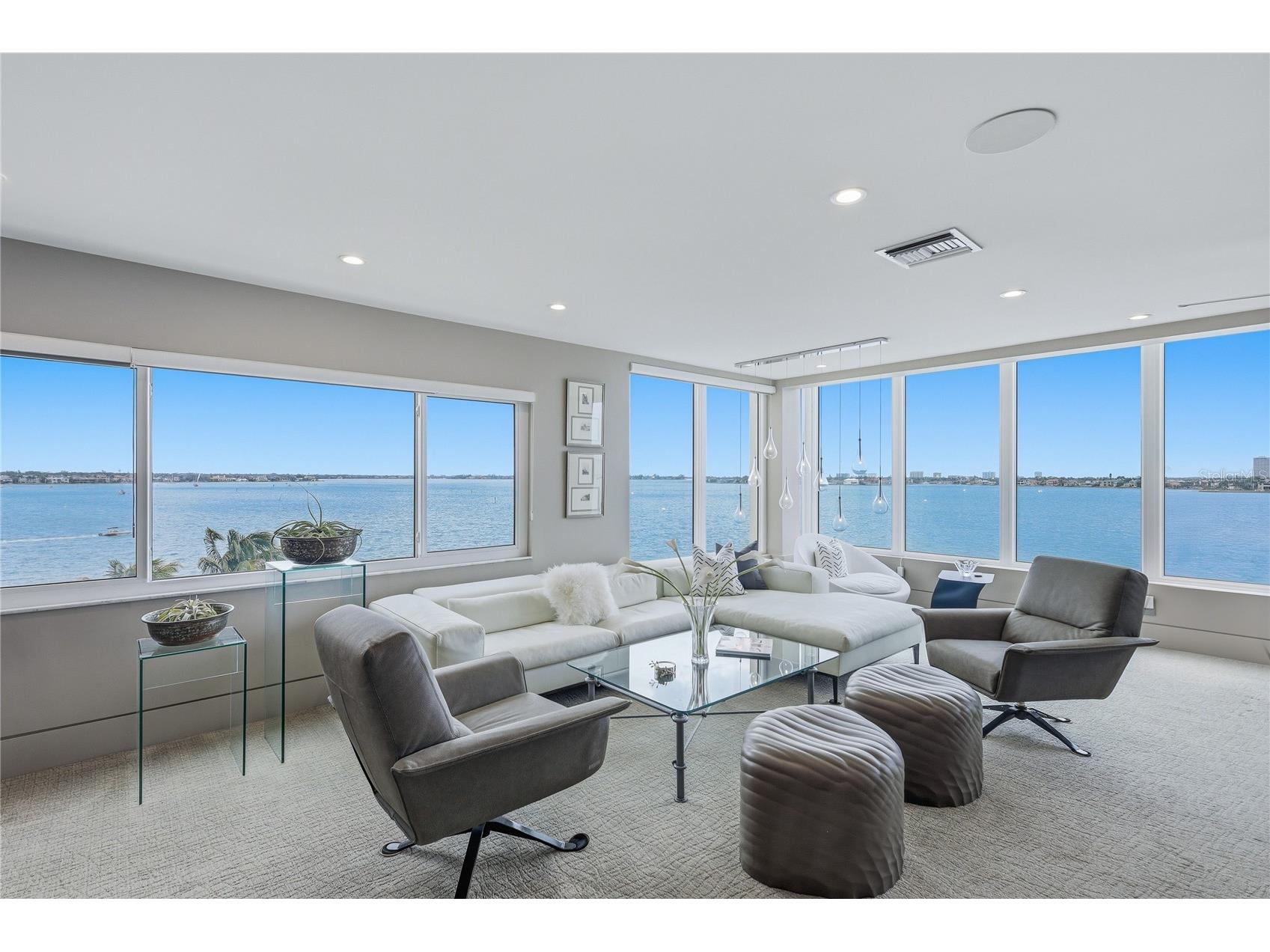 350 Golden Gate Point #51 Sarasota FL 34236 - SARASOTA BAY A4689328 image6