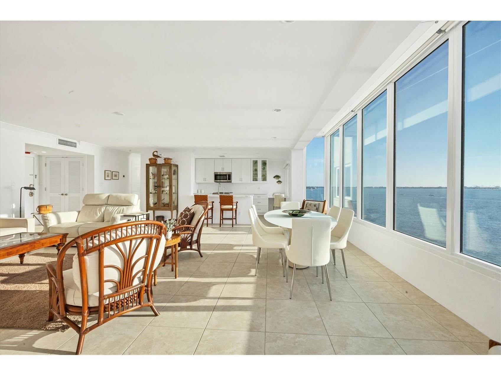 350 Golden Gate Point #62 Sarasota FL 34236 - SARASOTA BAY A4674150 image11