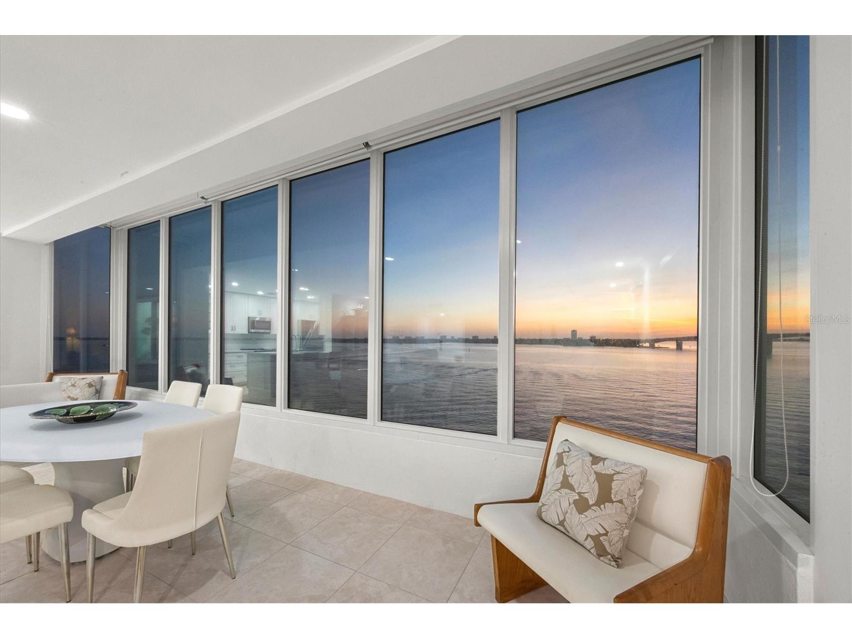 350 Golden Gate Point #62 Sarasota FL 34236 - SARASOTA BAY A4674150 image14