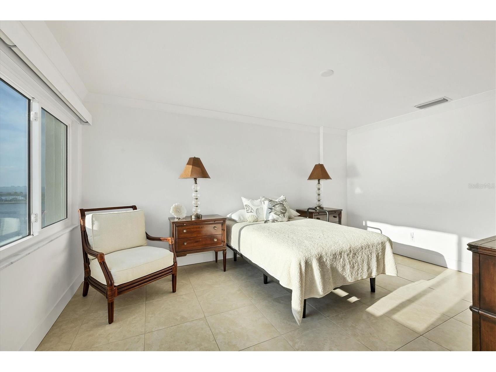 350 Golden Gate Point #62 Sarasota FL 34236 - SARASOTA BAY A4674150 image22