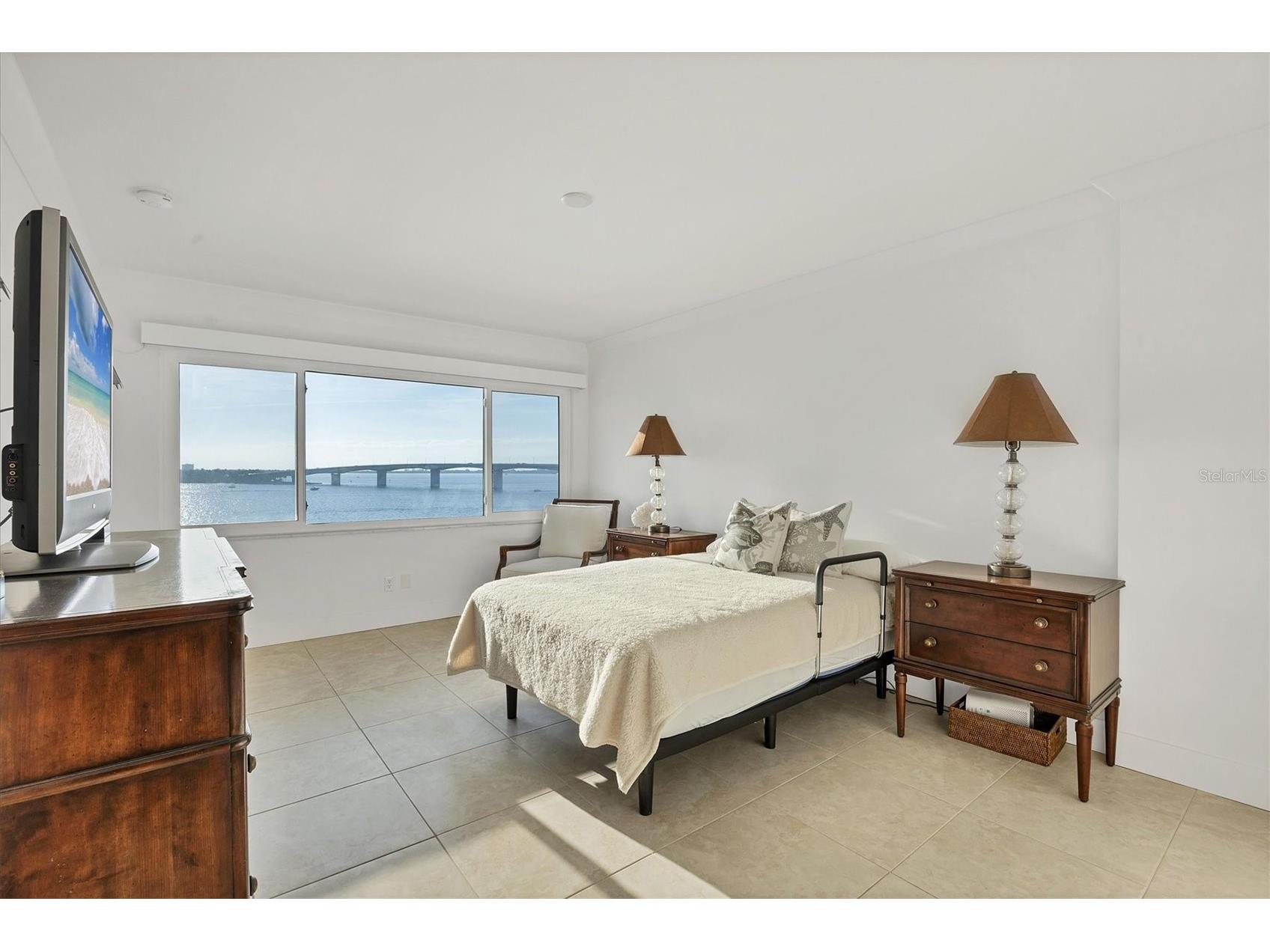 350 Golden Gate Point #62 Sarasota FL 34236 - SARASOTA BAY A4674150 image23