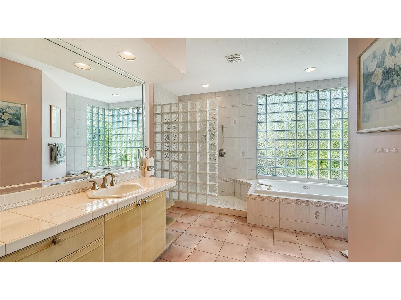 350 Gulf Of Mexico Drive #211 Longboat Key FL 34228 - SARASOTA BAY A4667037 image15