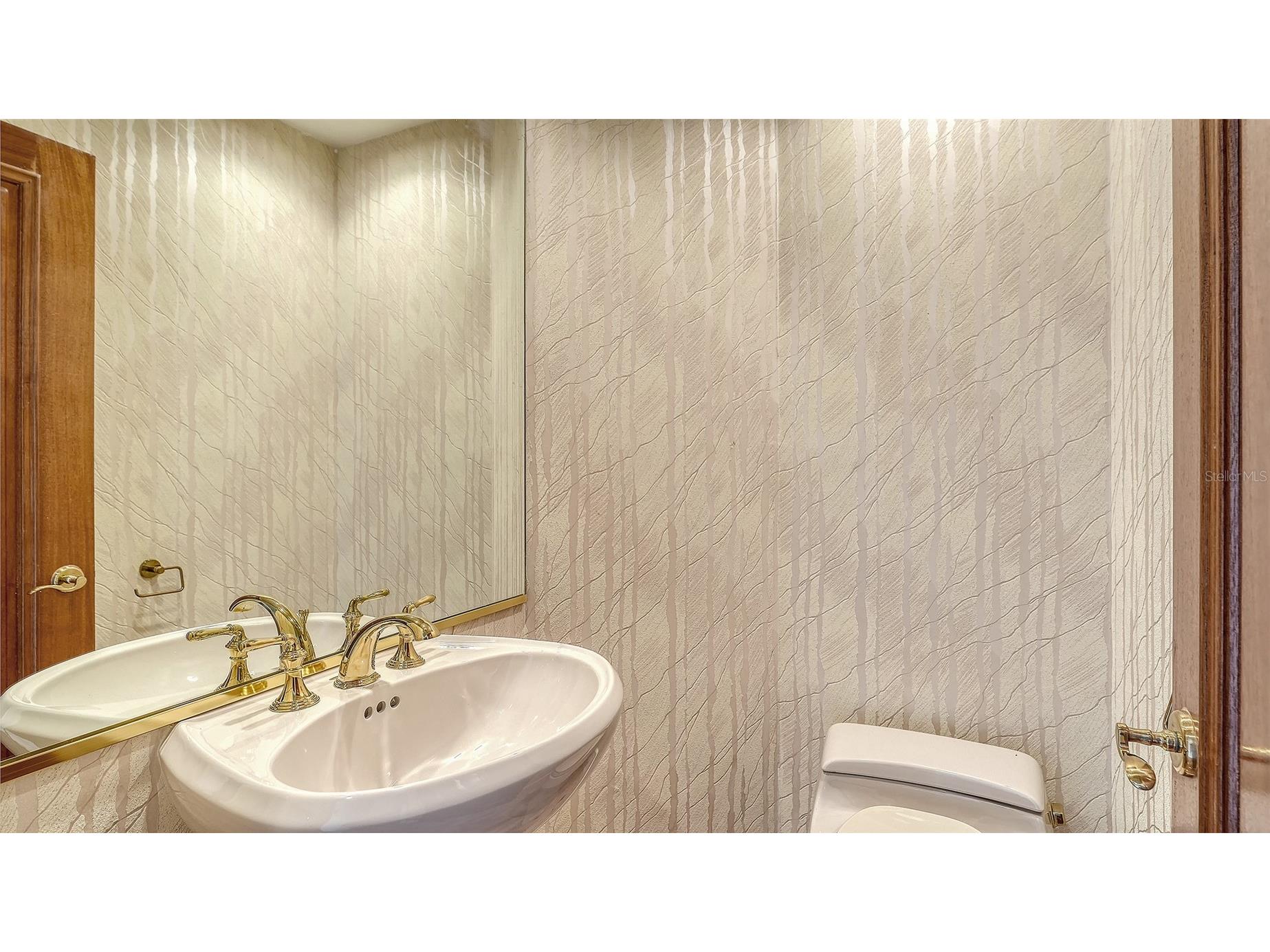 350 Gulf Of Mexico Drive #234 Longboat Key FL 34228 - SARASOTA BAY A4678529 image24