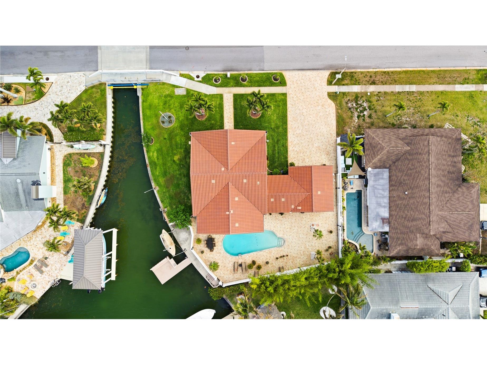 350 Harbor Passage Clearwater Beach FL 33767 - CLEARWTAER HARBOR TB8487226 image40