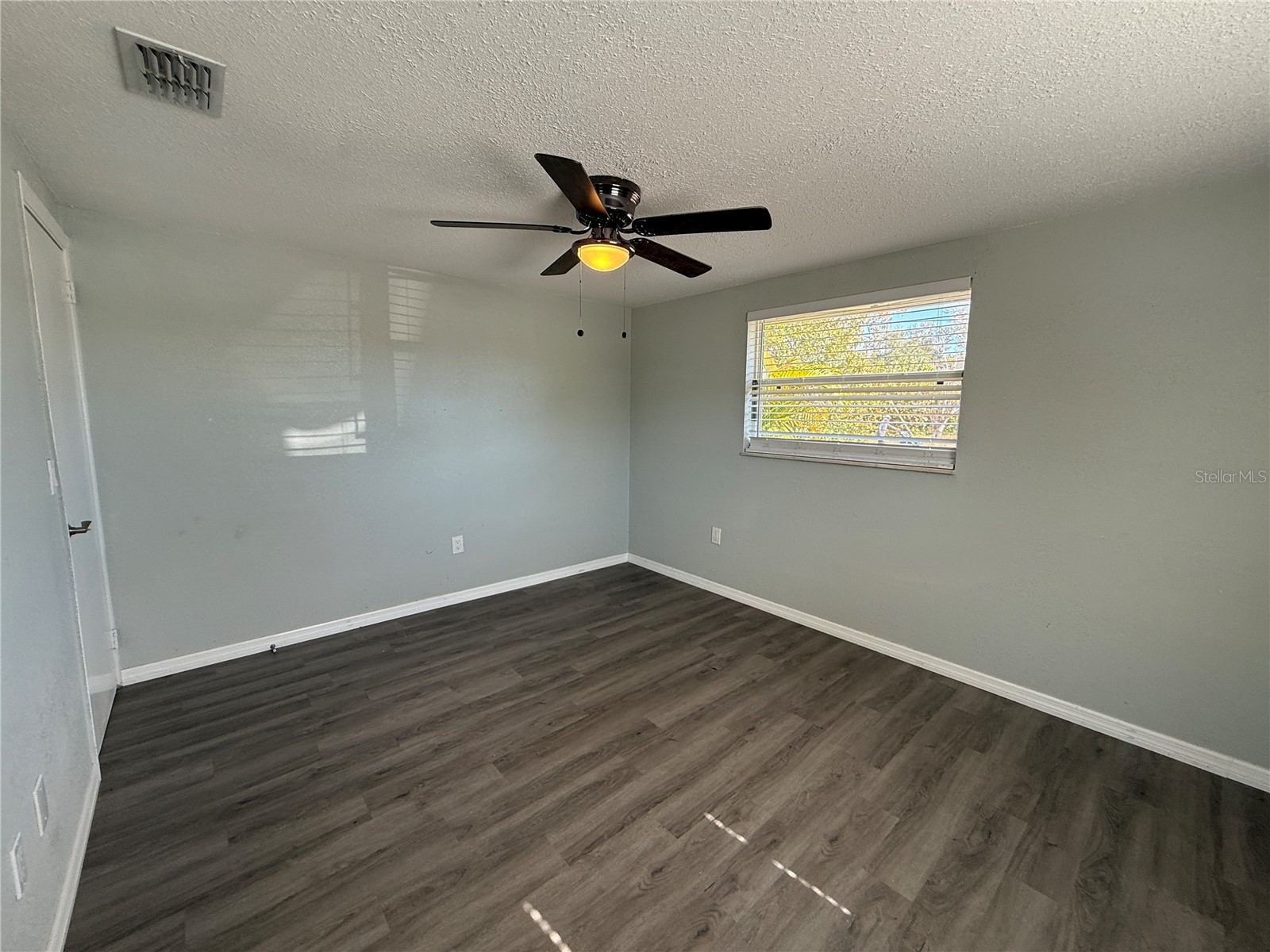 350 N Elmstreet Court #C Englewood FL 34223 A4682191 image9