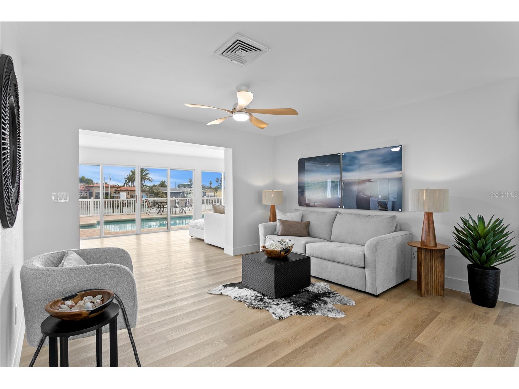 350 N Julia Circle Saint Pete Beach FL 33706 - BOCA CIEGA BAY TB8455844 image3