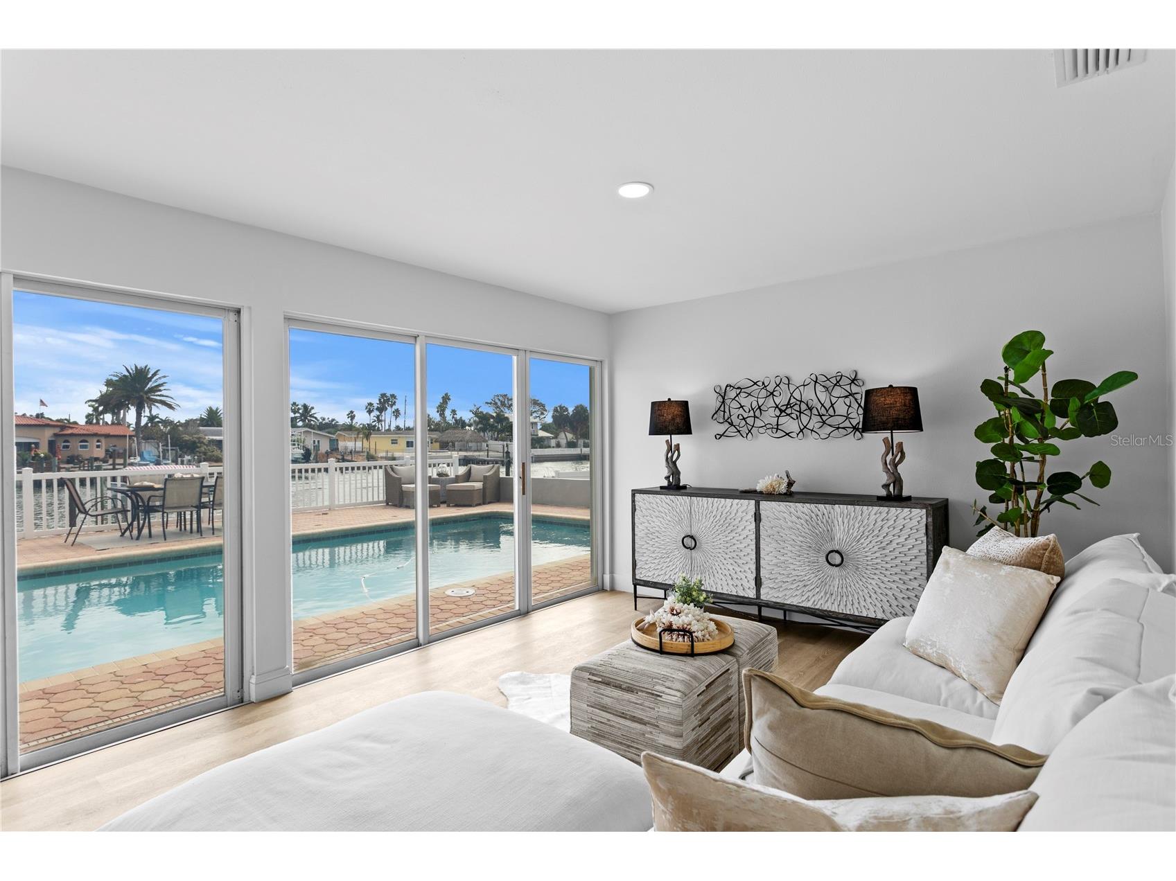 350 N Julia Circle Saint Pete Beach FL 33706 - BOCA CIEGA BAY TB8455844 image6