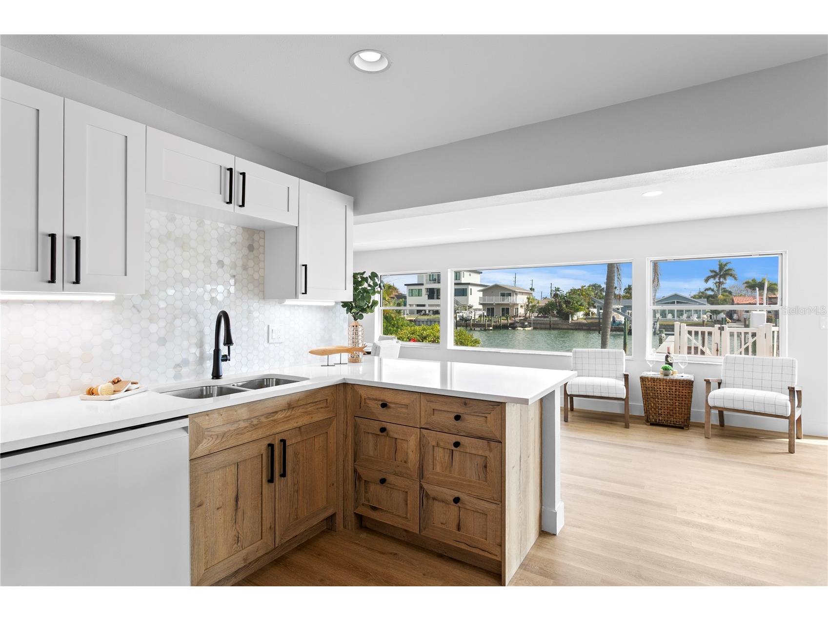 350 N Julia Circle Saint Pete Beach FL 33706 - BOCA CIEGA BAY TB8455844 image9