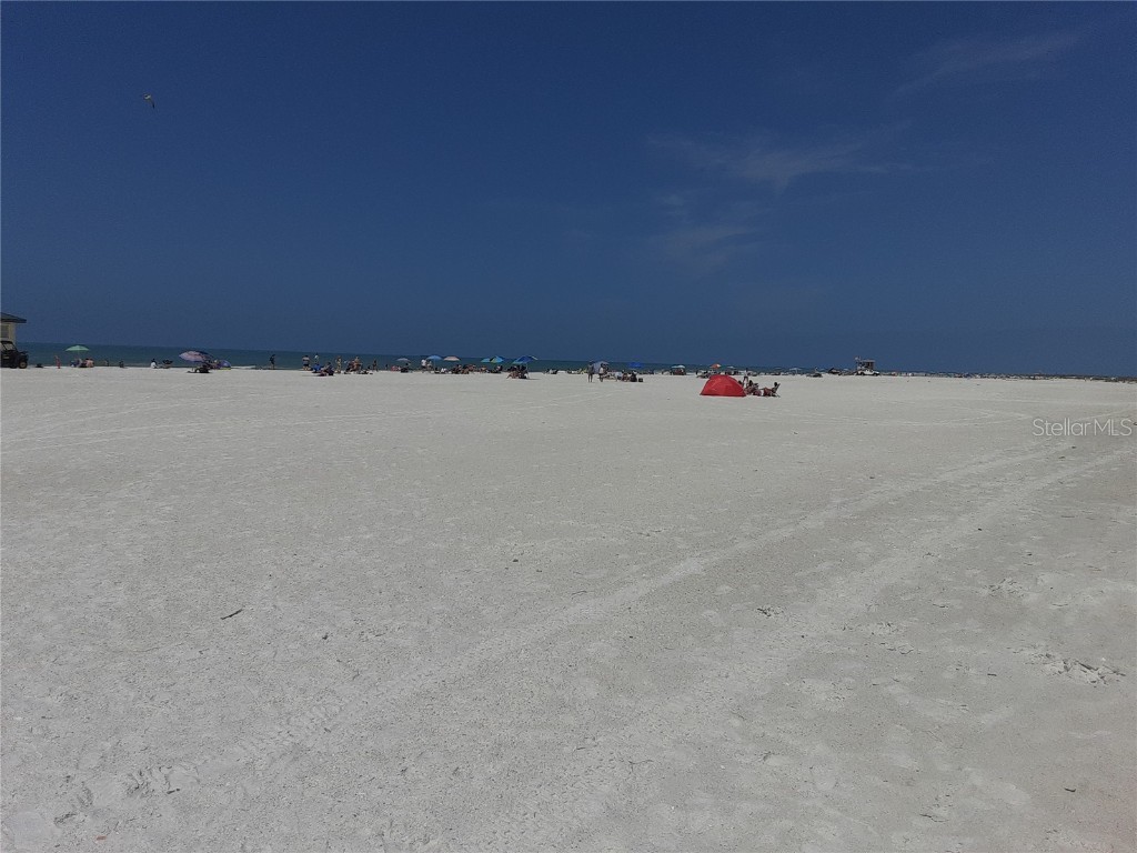 350 S Polk Drive #207 Sarasota FL 34236 A4549916 image20