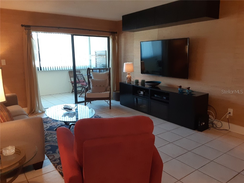 350 S Polk Drive #207 Sarasota FL 34236 A4549916 image8