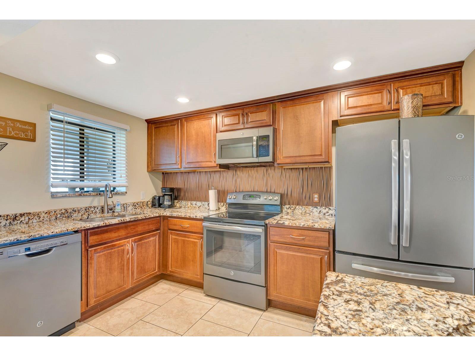 350 S Polk Drive #302 Sarasota FL 34236 A4690291 image12