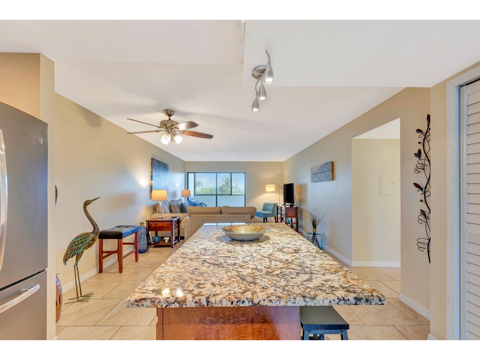350 S Polk Drive #302 Sarasota FL 34236 A4690291 image13