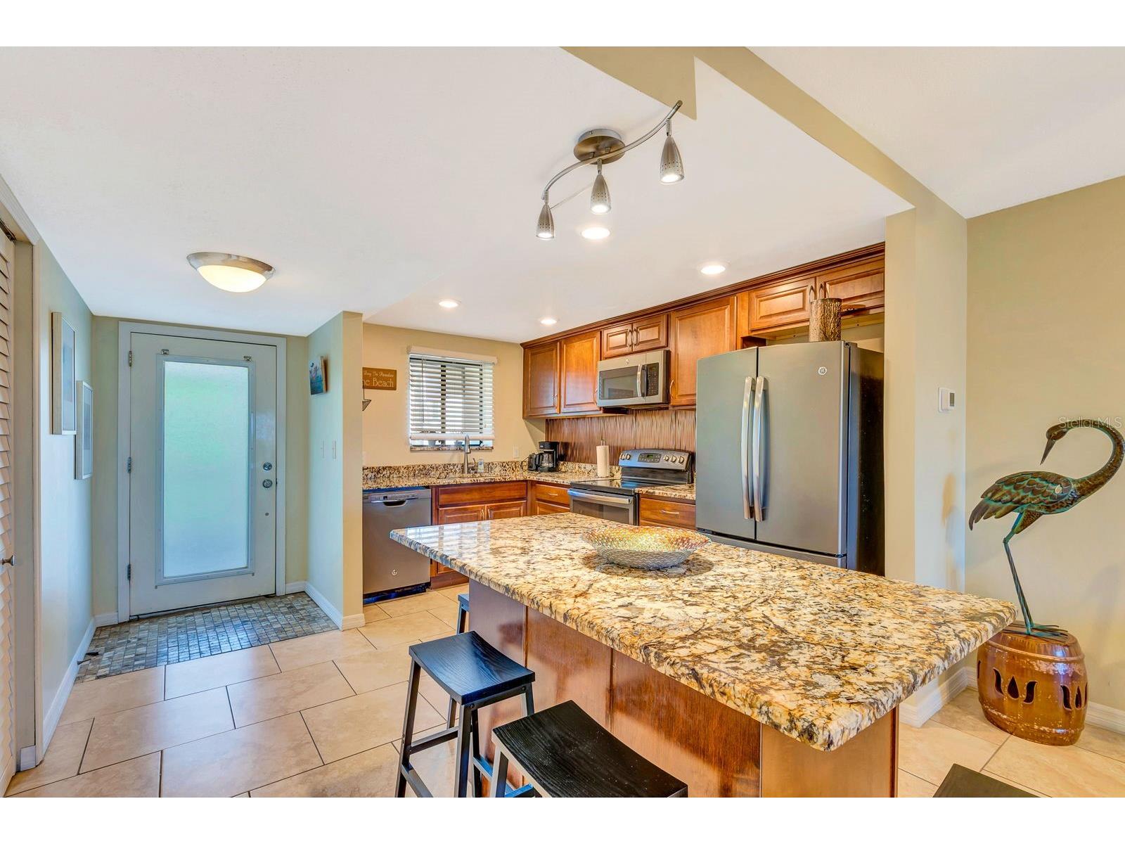 350 S Polk Drive #302 Sarasota FL 34236 A4690291 image16