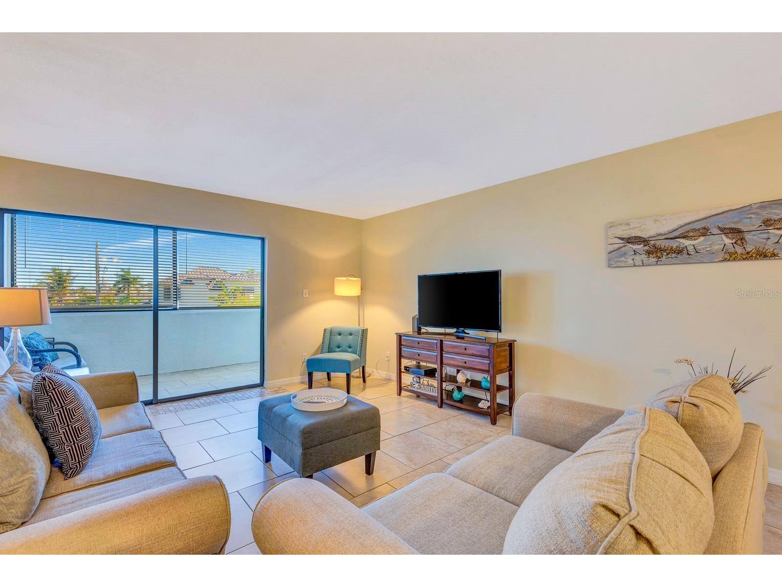 350 S Polk Drive #302 Sarasota FL 34236 A4690291 image20
