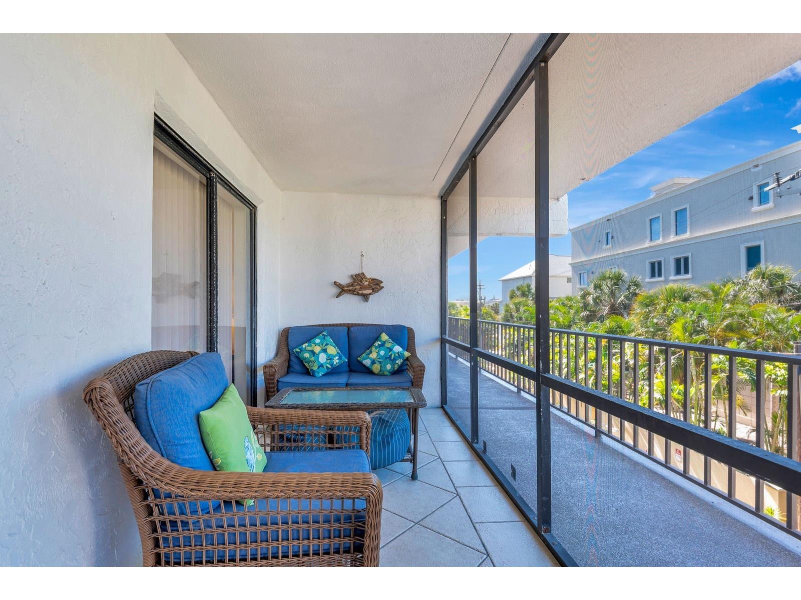 350 S Polk Drive #302 Sarasota FL 34236 A4690291 image36