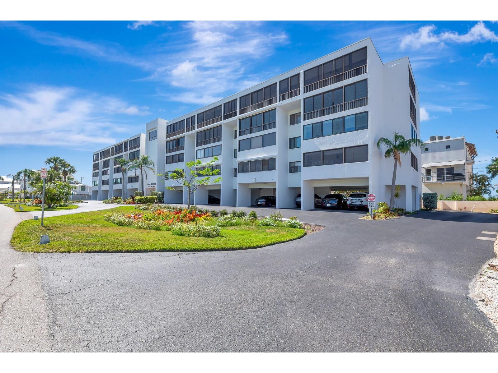 350 S Polk Drive #302 Sarasota FL 34236 A4690291 image55