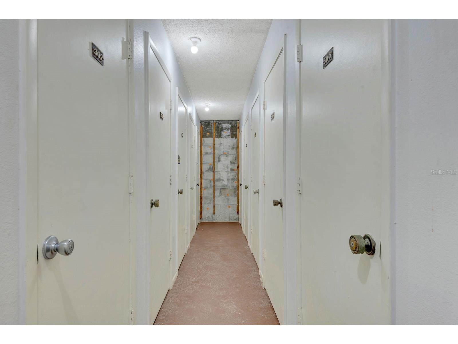 350 S Polk Drive #302 Sarasota FL 34236 A4690291 image60
